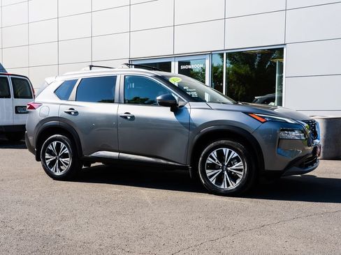 Used 2022 Nissan Rogue SV w/ SV Premium Package AWD/4WD image 29