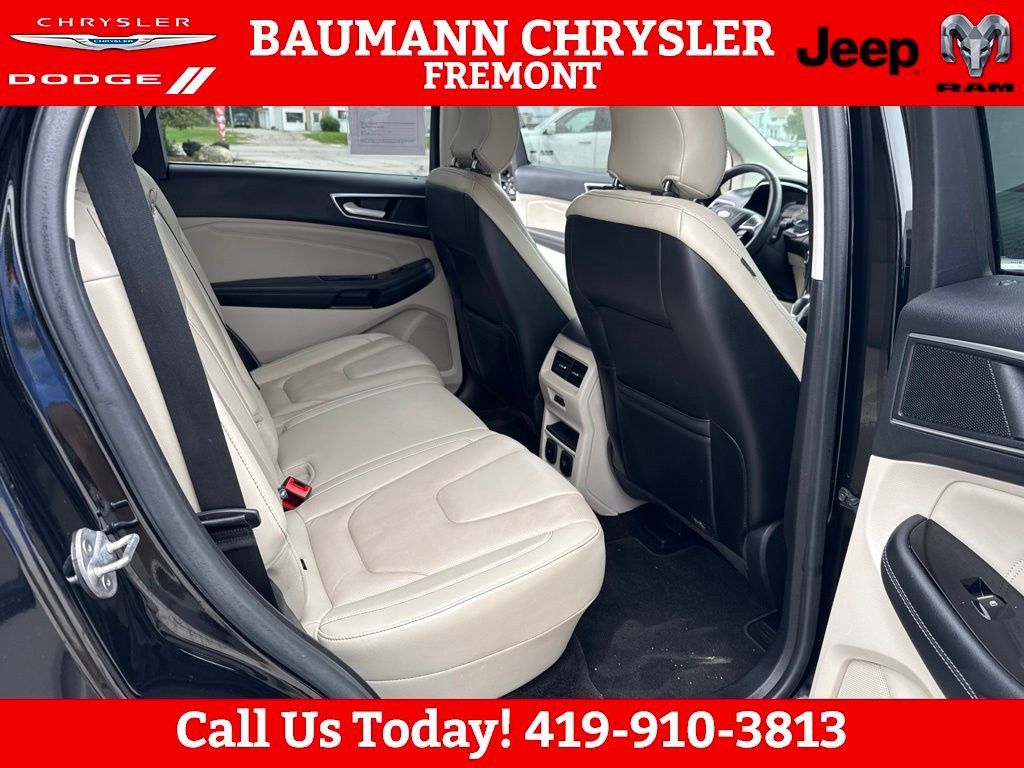 Used 2016 Ford Edge Titanium w/ Equipment Group 301A AWD/4WD image 15