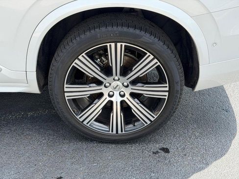 Certified 2023 Volvo XC90 B6 Ultimate w/ Protection Package Premier AWD/4WD image 8