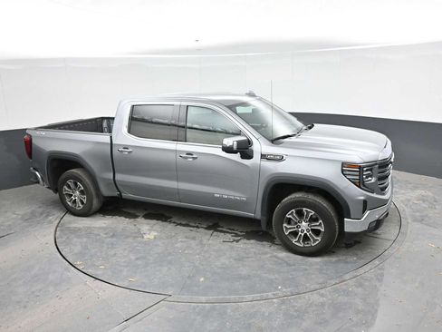 Used 2026 GMC Sierra 1500 SLT AWD/4WD image 34