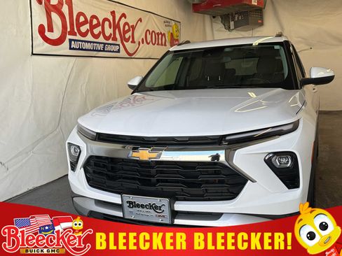 Certified 2024 Chevrolet TrailBlazer LT w/ LT Cold Weather Package image 1