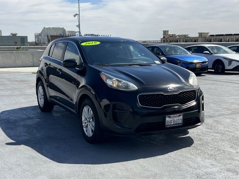 Used 2019 Kia Sportage LX image 10
