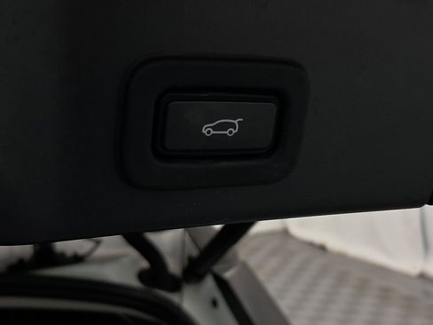 Used 2021 Land Rover Range Rover Evoque SE image 52