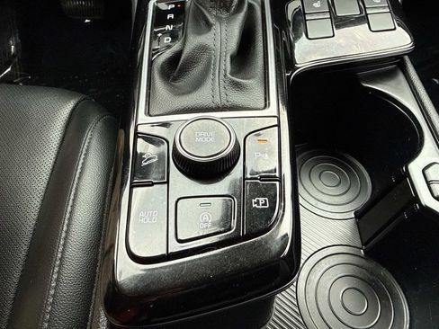 Used 2024 Kia Sportage EX image 35