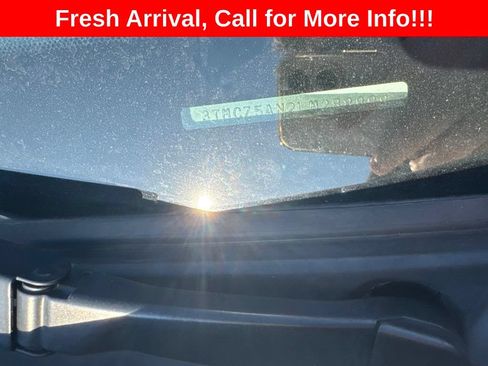 Used 2020 Toyota Tacoma TRD Off-Road w/ Technology Package AWD/4WD image 24