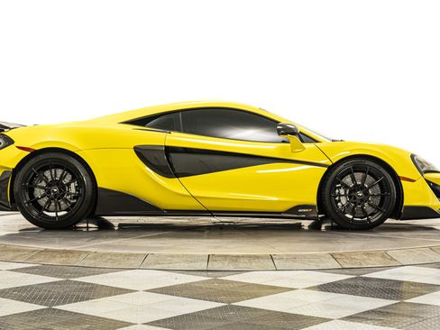 Used 2019 McLaren 600LT RWD image 35