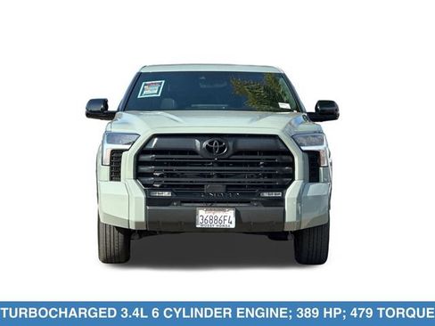Used 2025 Toyota Tundra Limited AWD/4WD image 10
