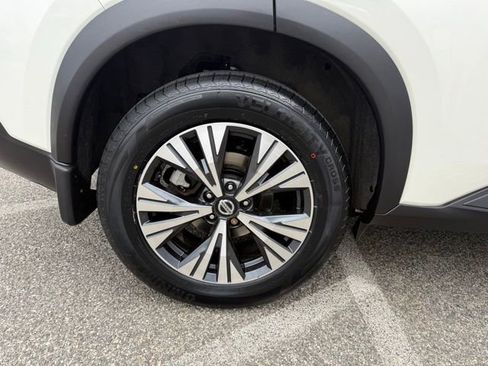 Used 2021 Nissan Rogue SV w/ Premium Package AWD/4WD image 28