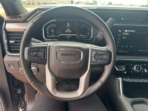 Used 2024 GMC Sierra 2500 Denali w/ Denali Reserve Package image 21