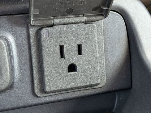 Used 2018 GMC Sierra 1500 Denali w/ Denali Ultimate Package image 24