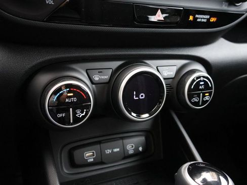 New 2026 Hyundai Venue SEL FWD image 38