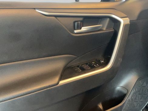 Certified 2025 Toyota RAV4 XLE AWD/4WD image 25