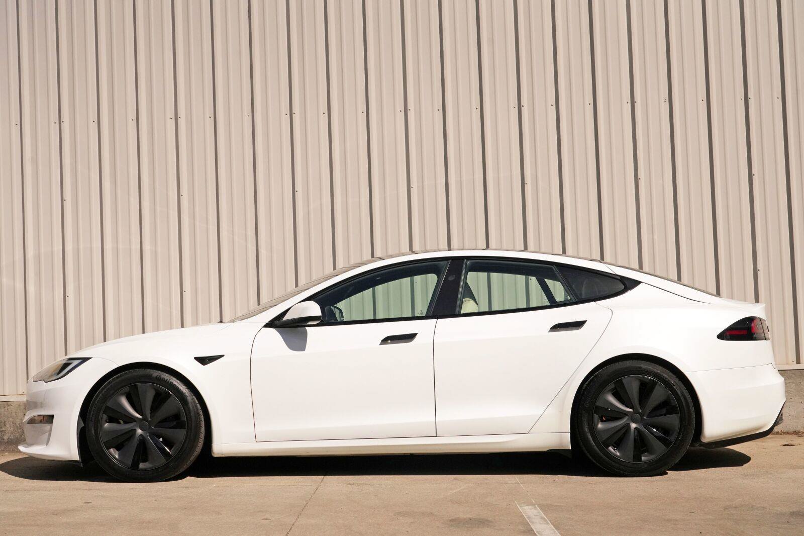 Used 2023 Tesla Model S Standard Range AWD/4WD image 53
