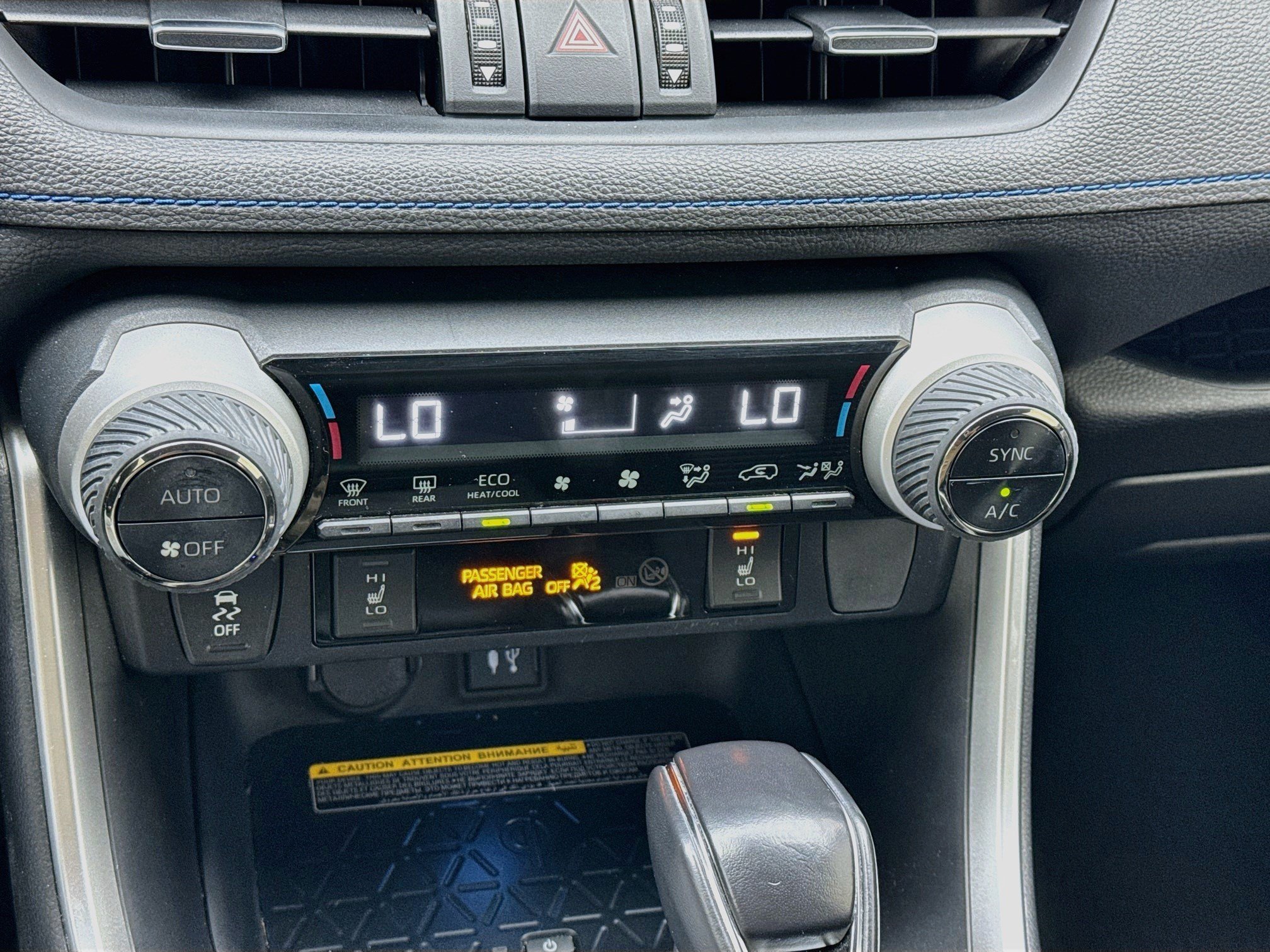 Used 2019 Toyota RAV4 XSE AWD/4WD image 12