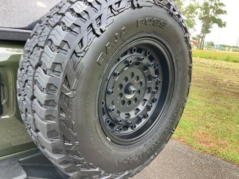 Used 2024 Jeep Wrangler Sport S image 15