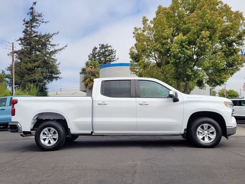 Used 2022 Chevrolet Silverado 1500 LT w/ Safety Package RWD image 5