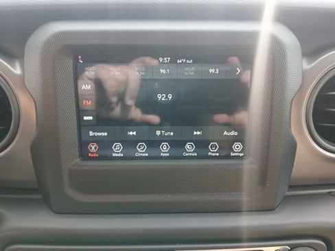 Used 2022 Jeep Gladiator Sport AWD/4WD image 30