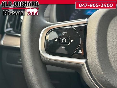 Used 2025 Volvo XC90 B6 Plus w/ Protection Package Premier AWD/4WD image 18