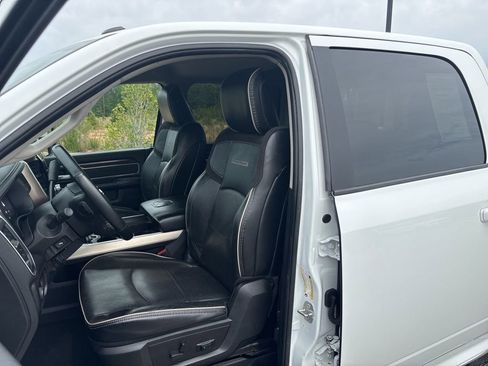 Used 2023 RAM 2500 Laramie AWD/4WD image 45