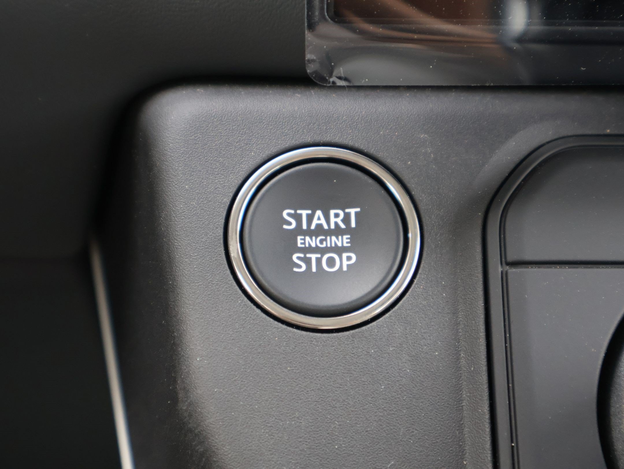 Used 2026 Land Rover Defender 110 X-Dynamic SE AWD/4WD image 23