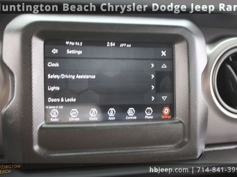 Used 2021 Jeep Wrangler Unlimited Sport image 29