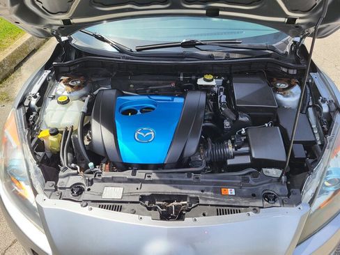 Used 2013 MAZDA MAZDA3 i Sport image 29