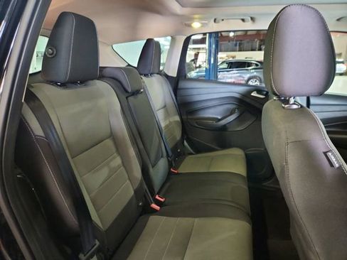 Used 2016 Ford Escape SE w/ Equipment Group 201A AWD/4WD image 24