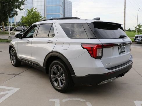 New 2026 Ford Explorer Active w/ Active Comfort Package AWD/4WD image 5