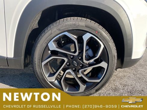 New 2026 Chevrolet Trax RS w/ Sunroof Package FWD image 51