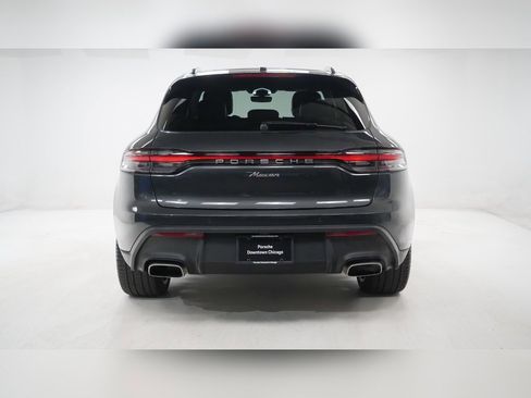Used 2025 Porsche Macan image 11