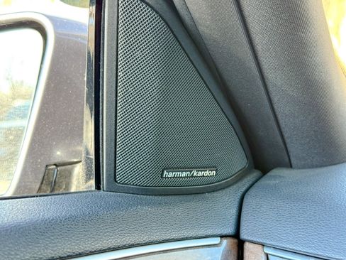 Used 2012 Mercedes-Benz E 350 4MATIC Sedan image 33