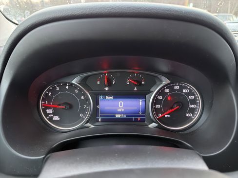 Used 2022 GMC Terrain SLE w/ Driver Convenience Package image 17