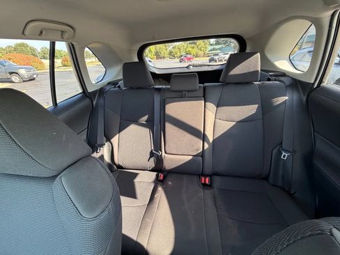 Used 2025 Toyota RAV4 LE AWD/4WD image 14