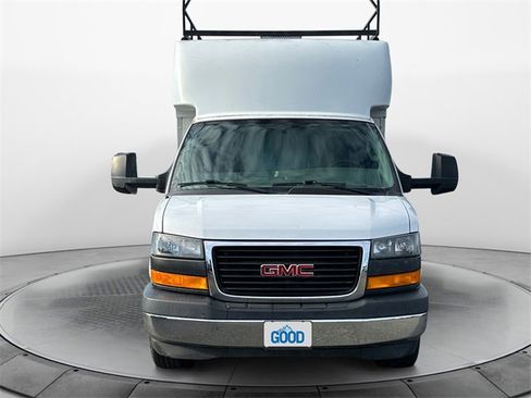 Used 2017 GMC Savana 3500 image 8