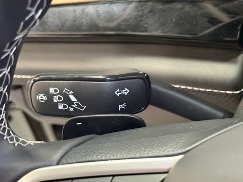 Used 2024 Volkswagen Atlas SE FWD image 21