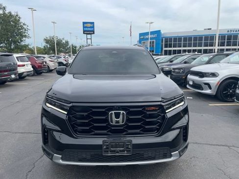 Used 2024 Honda Pilot TrailSport image 6