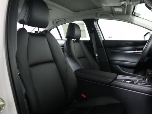 New 2026 MAZDA MAZDA3 2.5 S Sedan w/ Preferred Pkg image 17