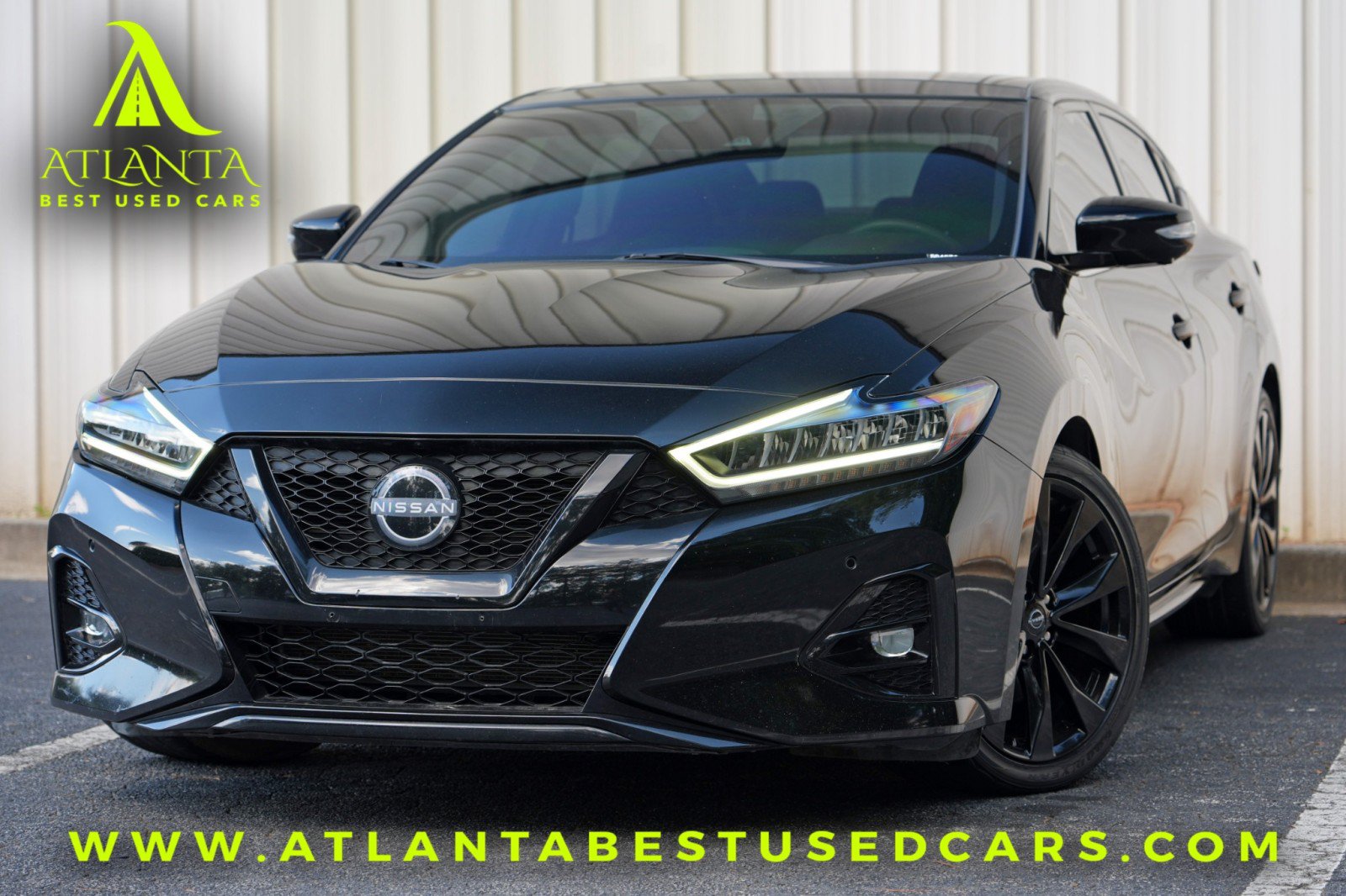 Used 2023 Nissan Maxima SR w/ Sport Mat Group FWD image 1
