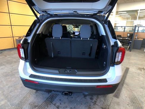 New 2026 Ford Explorer Active image 22