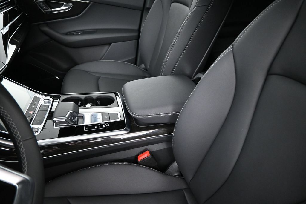 New 2026 Audi Q7 2.0T Premium AWD/4WD image 10