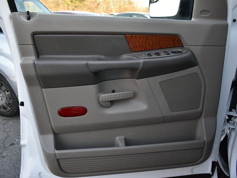 Used 2006 Dodge Ram 1500 Truck Laramie w/ Trailer Tow Group image 34