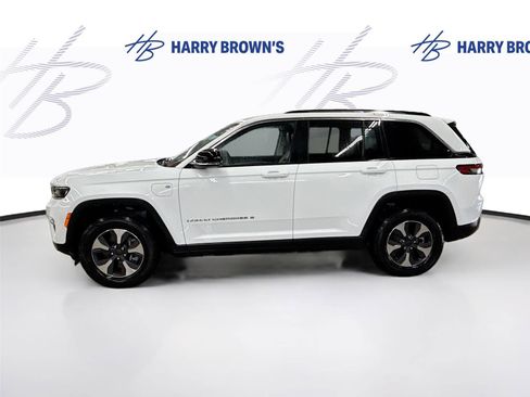 Used 2023 Jeep Grand Cherokee 4WD 4xe image 8