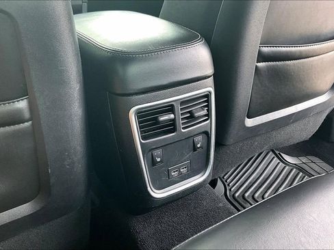 Used 2021 Dodge Charger SXT w/ Leather Interior Group RWD image 33