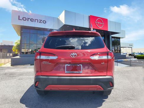 Used 2023 Toyota Corolla Cross LE image 6