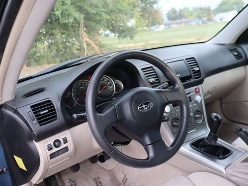 Used 2007 Subaru Outback 2.5i image 15