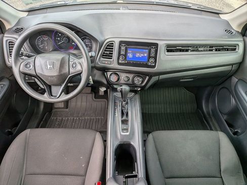 Used 2020 Honda HR-V LX image 25