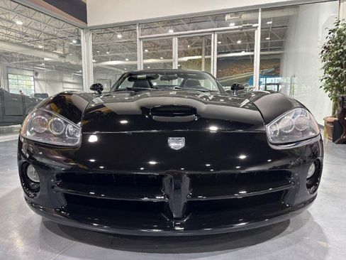 Used 2004 Dodge Viper SRT-10 RWD image 26