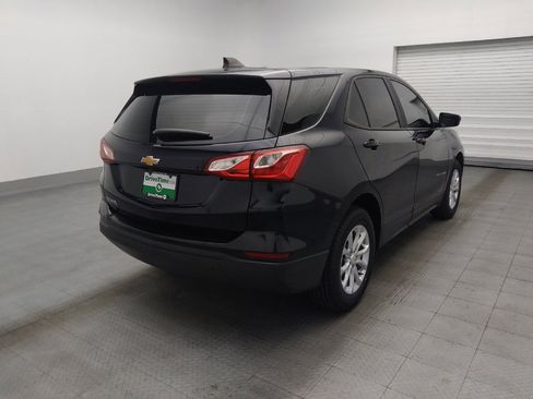 Used 2021 Chevrolet Equinox LS FWD image 9