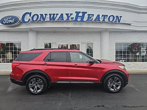 Used 2023 Ford Explorer XLT w/ Equipment Group 202A image 1