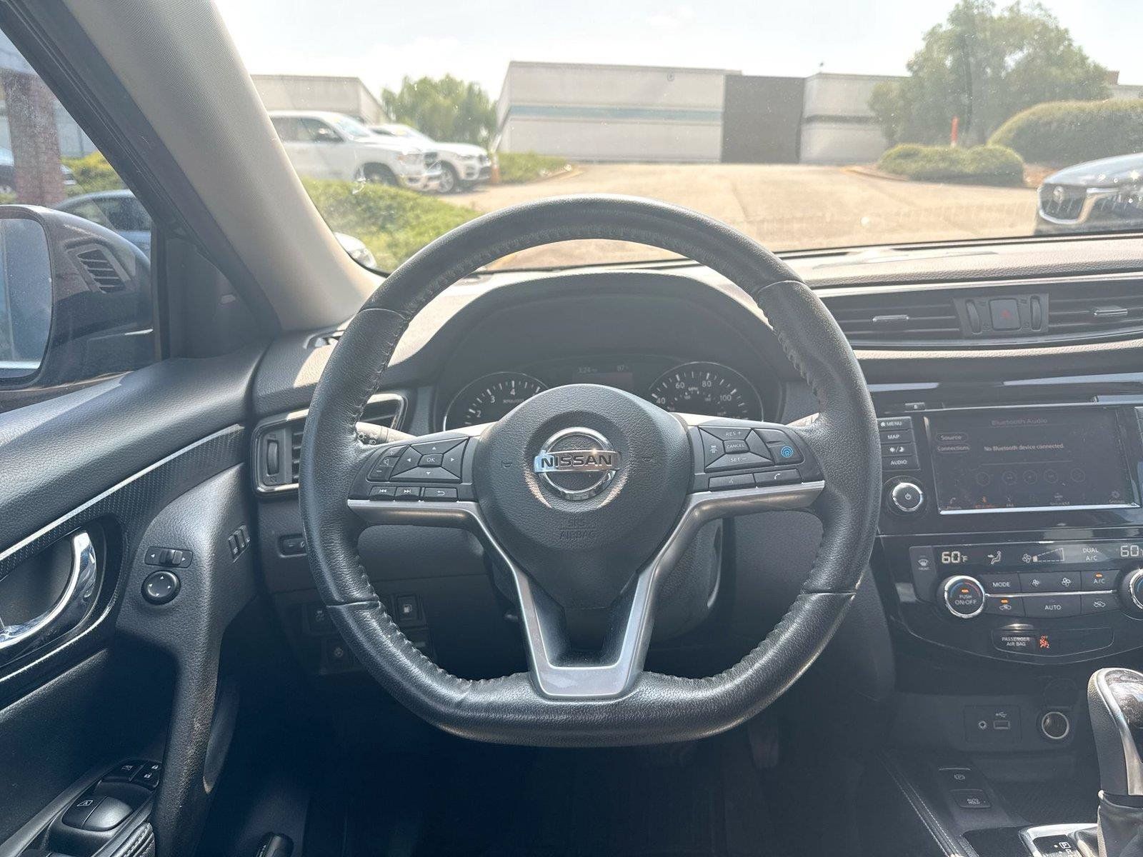 Used 2020 Nissan Rogue SL AWD/4WD image 13